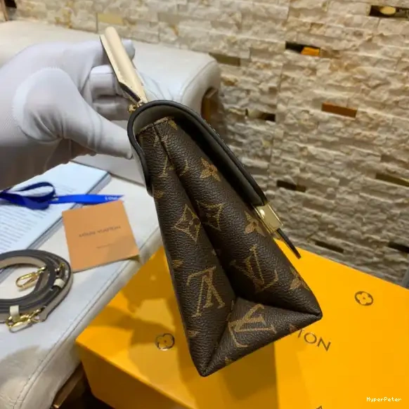 VUITTON LOCKY LOUIS BB 0605